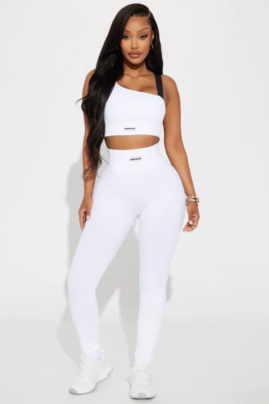 Fighter Ribbed Active Legging In Infinity Seamless - White sold by Fashion Nova