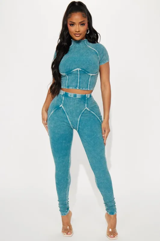 Jaime Short Sleeve Legging Set - Teal sold by Fashion Nova