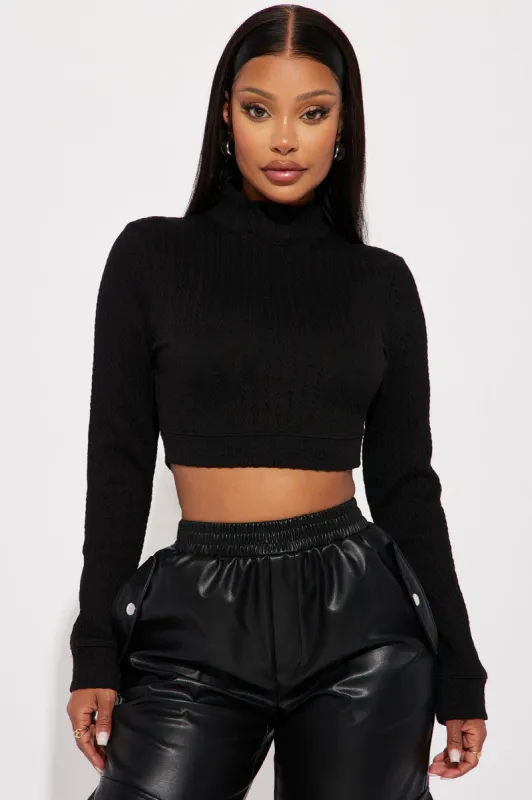 Autumn Long Sleeve Crop Top - Black sold by Fashion Nova