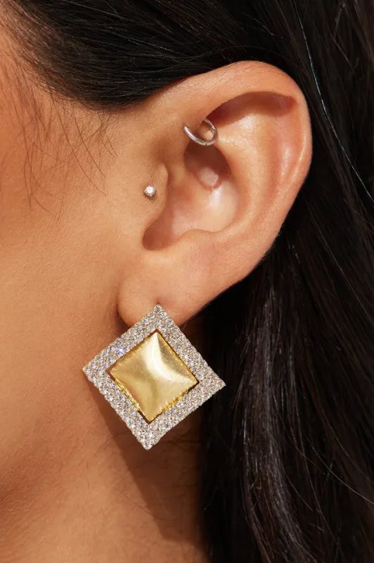 Stunning Reflection Earrings - Gold sold by Fashion Nova