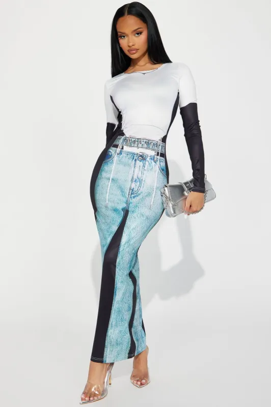 Toni Printed Maxi Dress - Black/combo sold by Fashion Nova