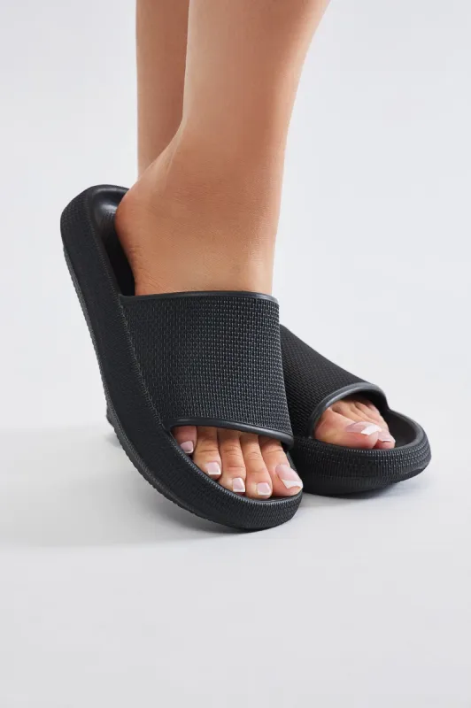 Laid Back Weekend Casual Slides - Black sold by Fashion Nova