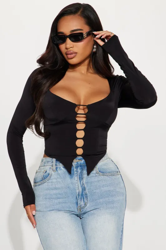 Impress Me Cut Out Top - Black sold by Fashion Nova