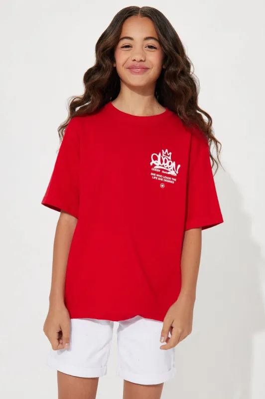 Mini Queen Energy Graphic Tee - Red sold by Fashion Nova