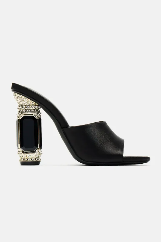 Ultimate Queen Mules - Black sold by Fashion Nova