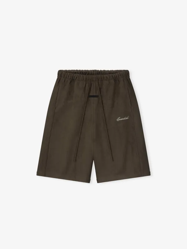 Suede Fleece Signature Relaxed Sweatshort W/ Piping made by Essentials