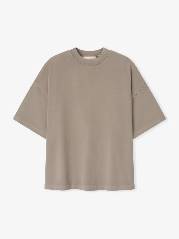 Signature 90s Relaxed Tee made by Essentials
