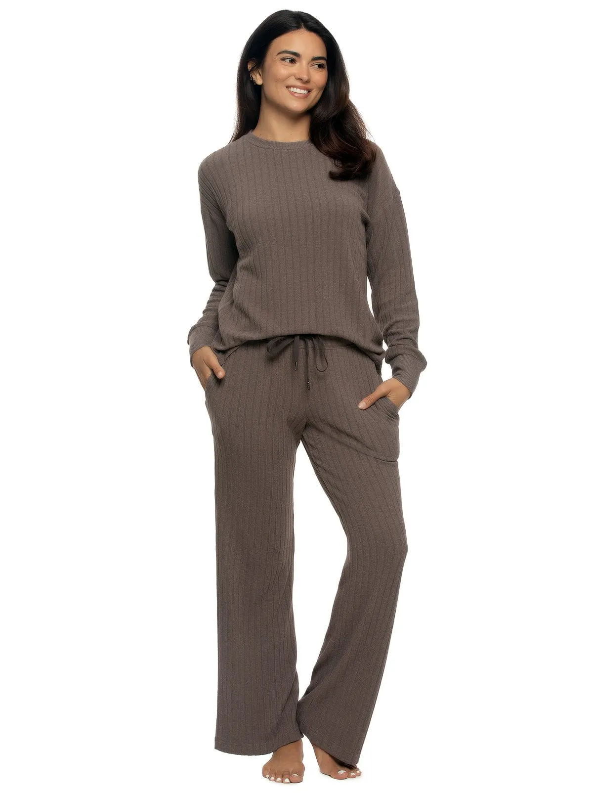 Serena Crew Neck Top & Pant Lounge Set sold by Felina product image thumbnail 5
