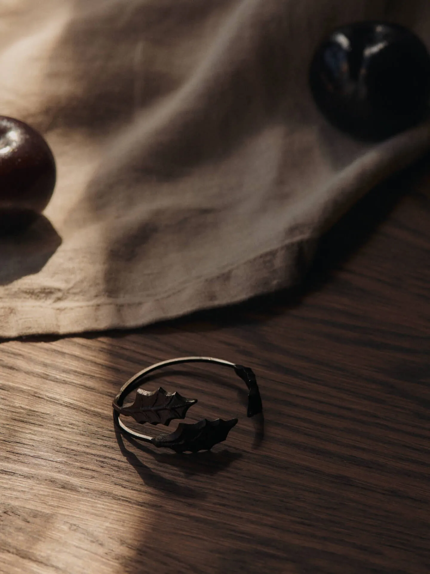 Holly Leaf Napkin Rings - Set of 4 - Black Brass sold by Ferm Living product image thumbnail 2