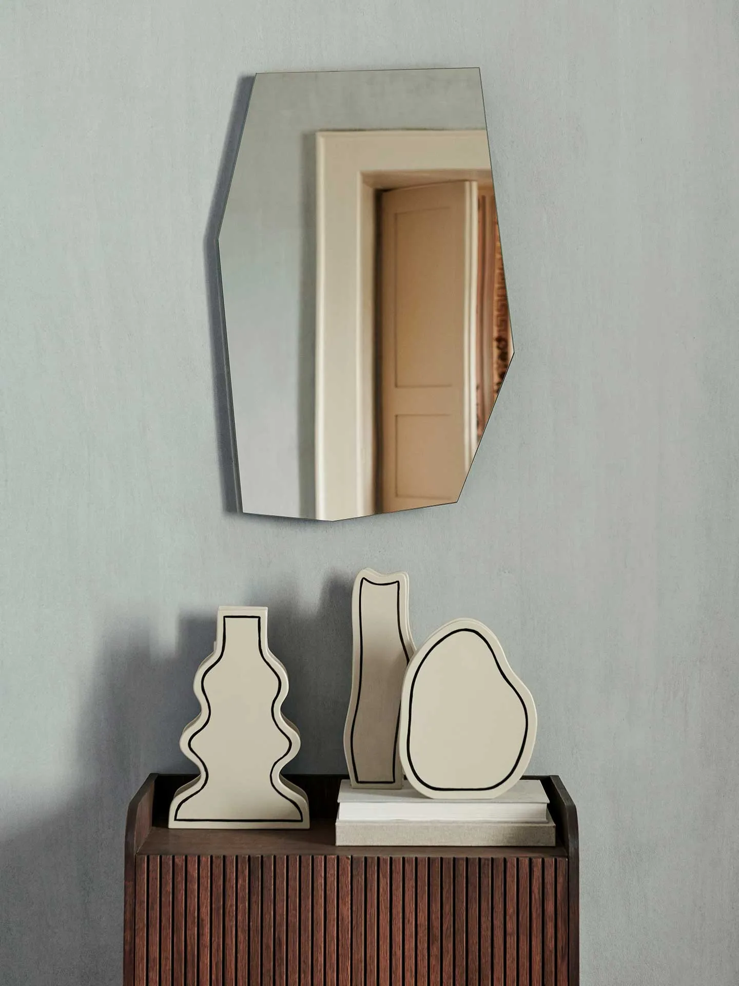 Shard Mirror - Black sold by Ferm Living product image thumbnail 2