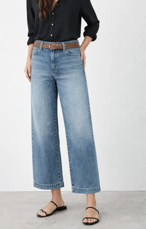 HYACINTH-DELFI BLUE sold by Fidelity