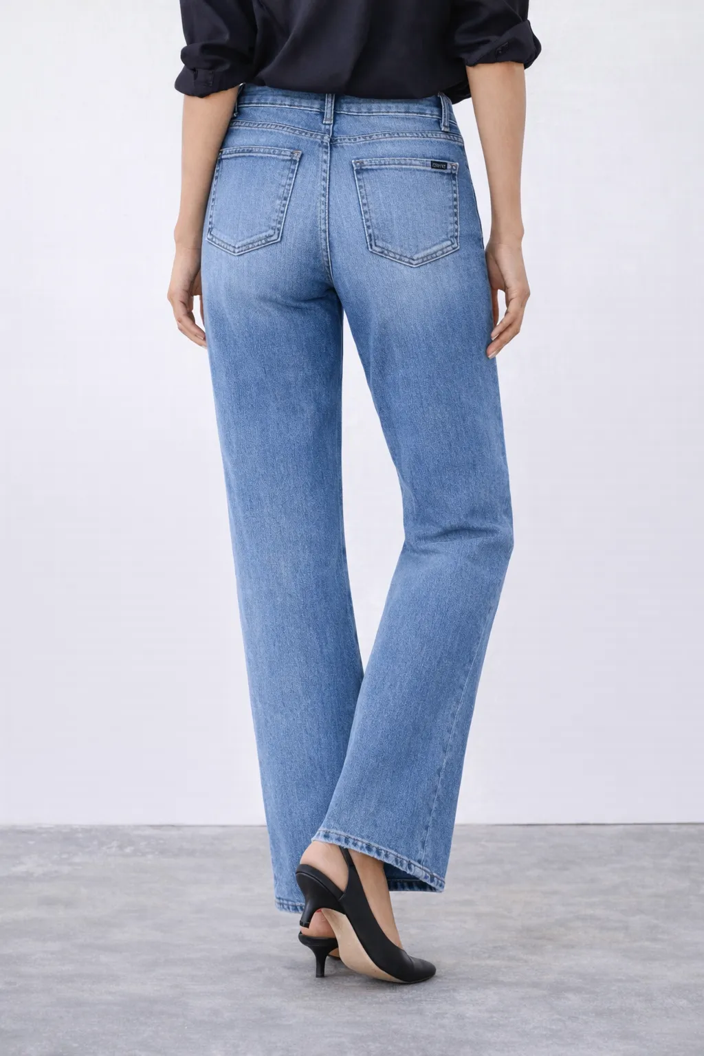 KELLI-ASTOR BLUE sold by Fidelity product image thumbnail 3