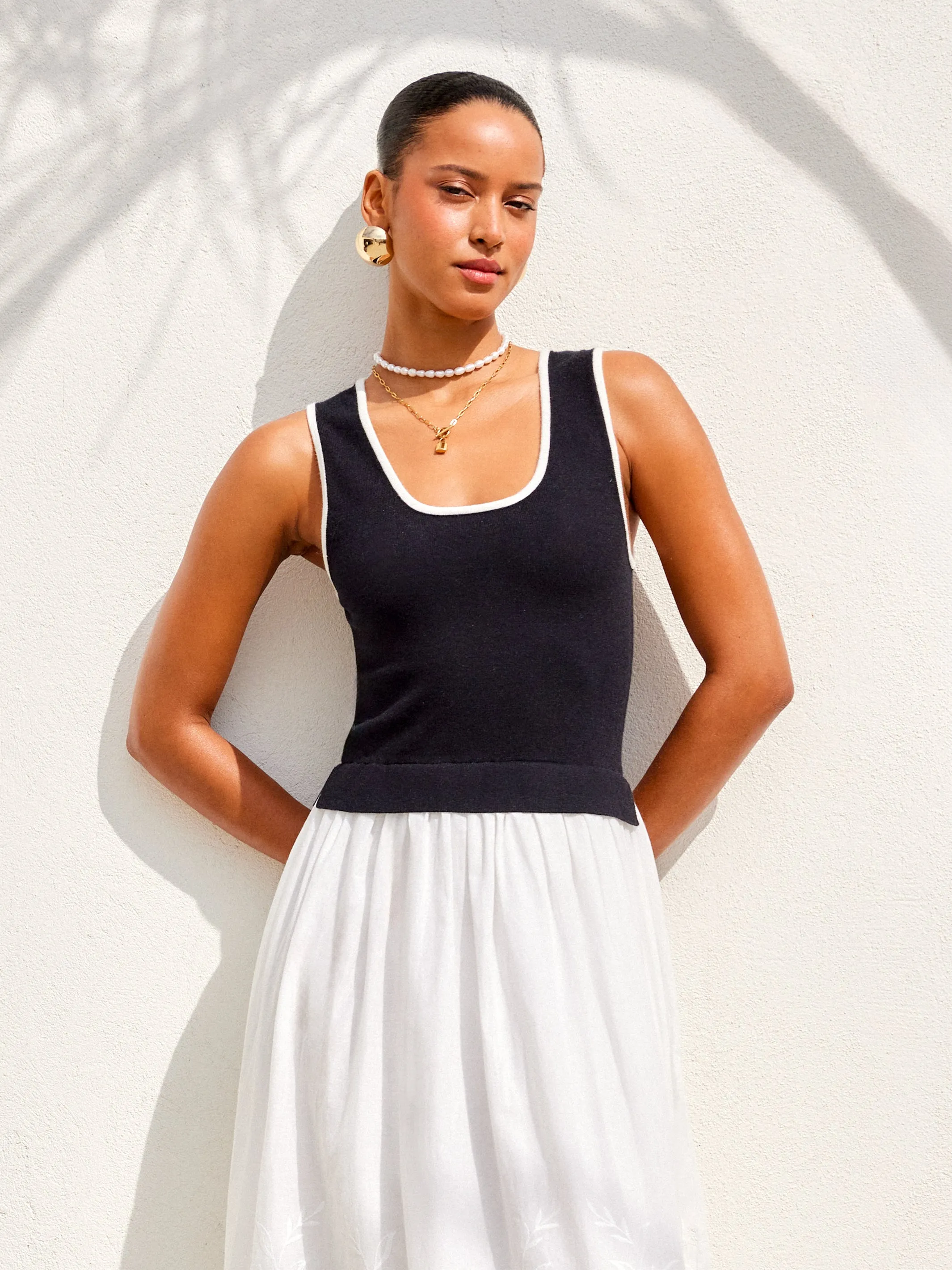 Alicia Contrast Midi Dress sold by Fifteen Twenty product image thumbnail 2