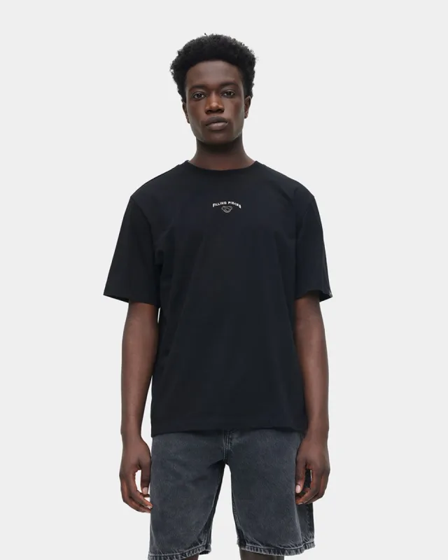 T-shirt Core Handshake Black made by Filling Pieces