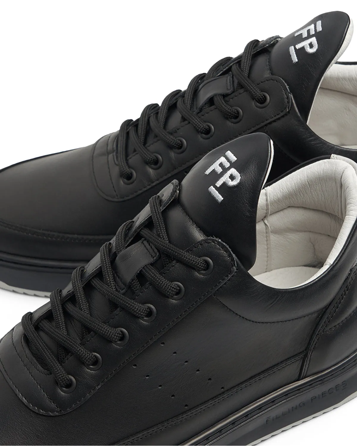 Low Top Bianco Jet Black sold by Filling Pieces product image thumbnail 2