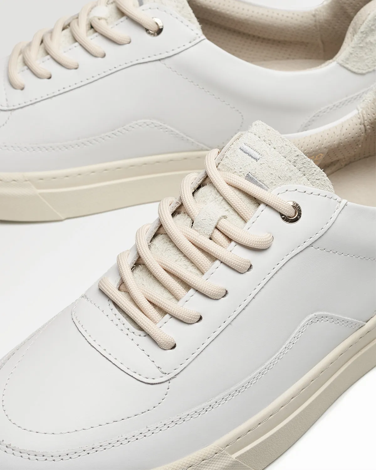 Mondo Viera White sold by Filling Pieces product image thumbnail 3