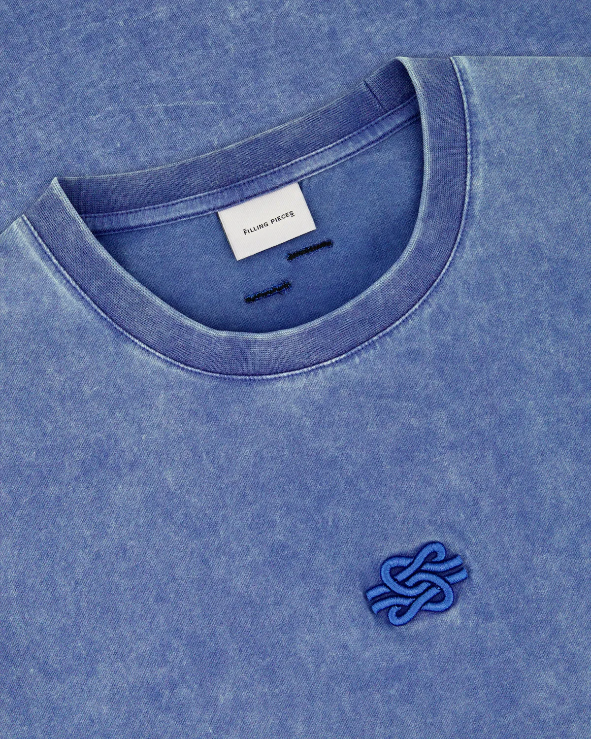 T-shirt Boxy Embroidered Vintage Blue sold by Filling Pieces product image thumbnail 3