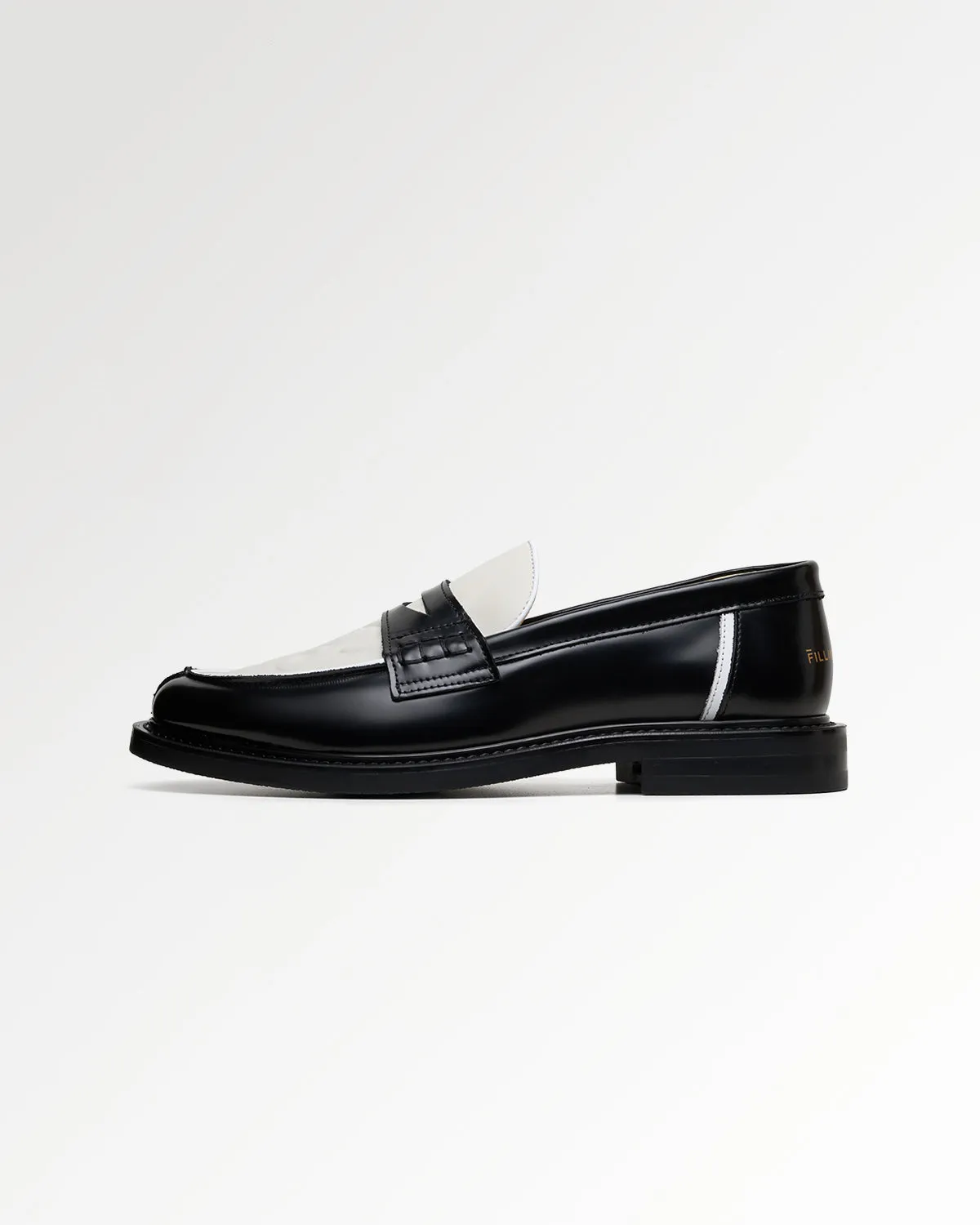 Loafer Gowtu Solid Off White sold by Filling Pieces product image thumbnail 2