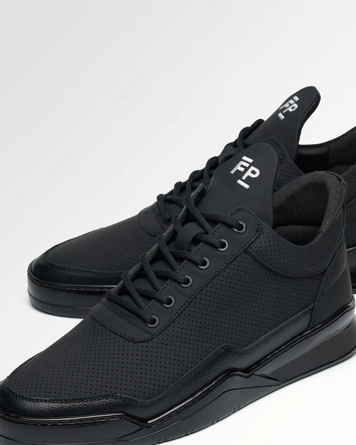 Low Top Ghost Tech Black sold by Filling Pieces product image thumbnail 3