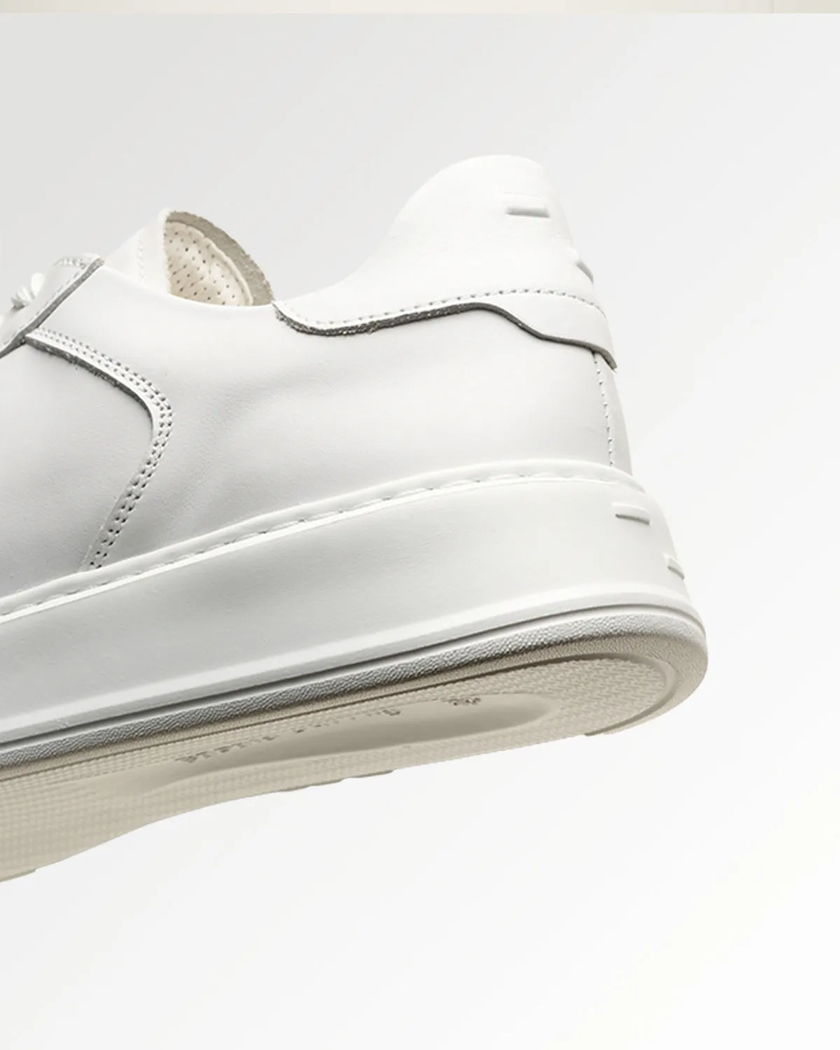 Evo Court Nappa White sold by Filling Pieces product image thumbnail 4