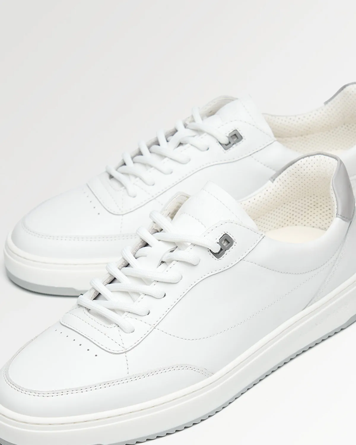 Mondo Trim White sold by Filling Pieces product image thumbnail 3