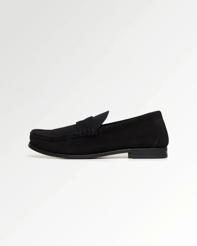 Lux Loafer Suede Black made by Filling Pieces