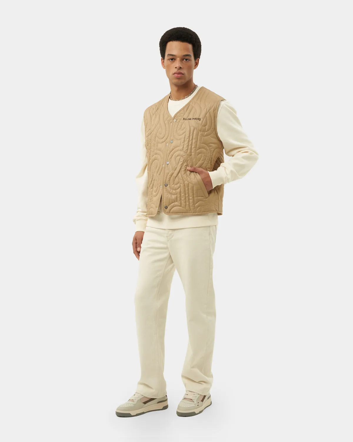 [NOTHING WRITTEN] Michelin puffer vest (Beige) ☆送料込☆ Light Packable Vest | PORSCHE SHOP