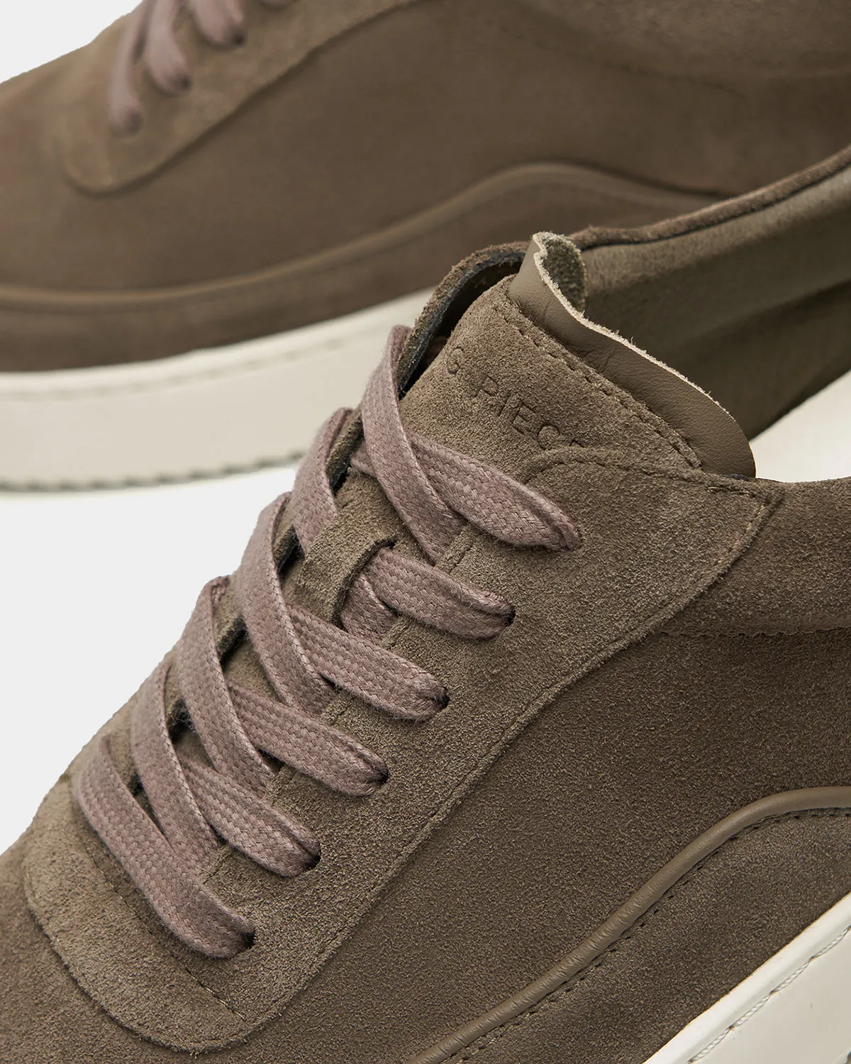 Mondo Suede Lux Taupe sold by Filling Pieces product image thumbnail 2