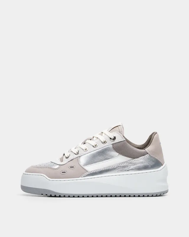 Avenue Cup Silver sold by Filling Pieces