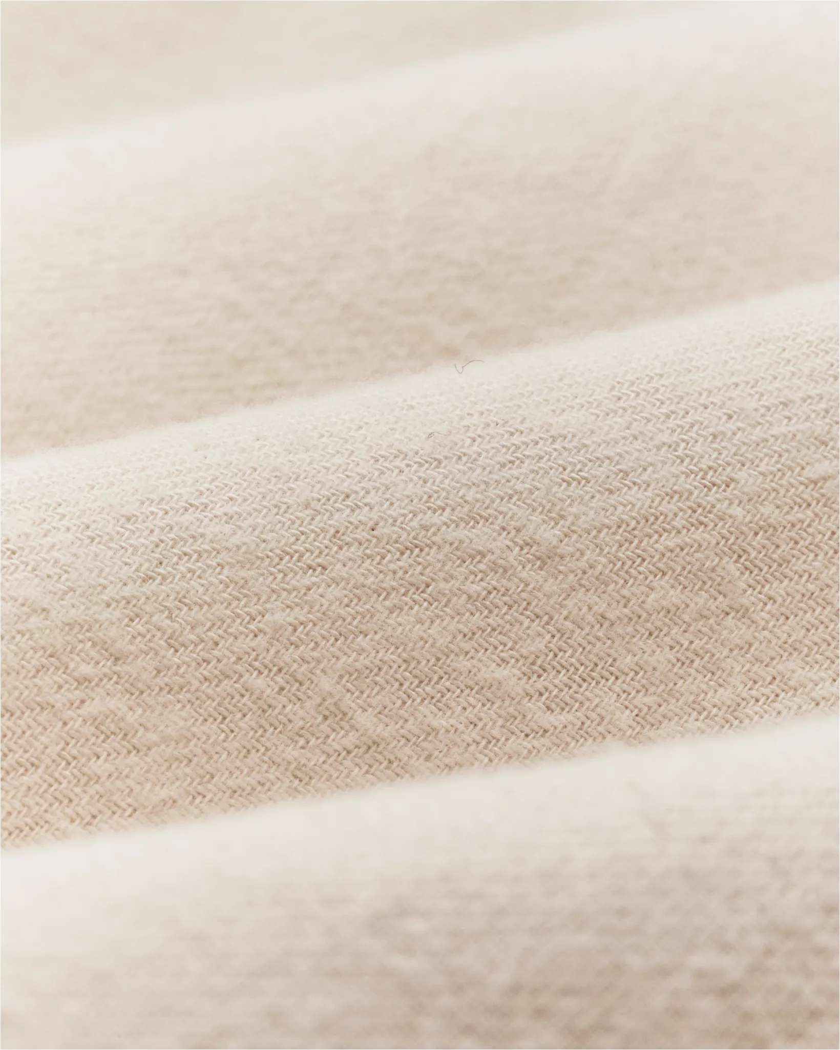 The Women's Rangeland Flannel Shirt - Natural Heather sold by Filson product image thumbnail 5