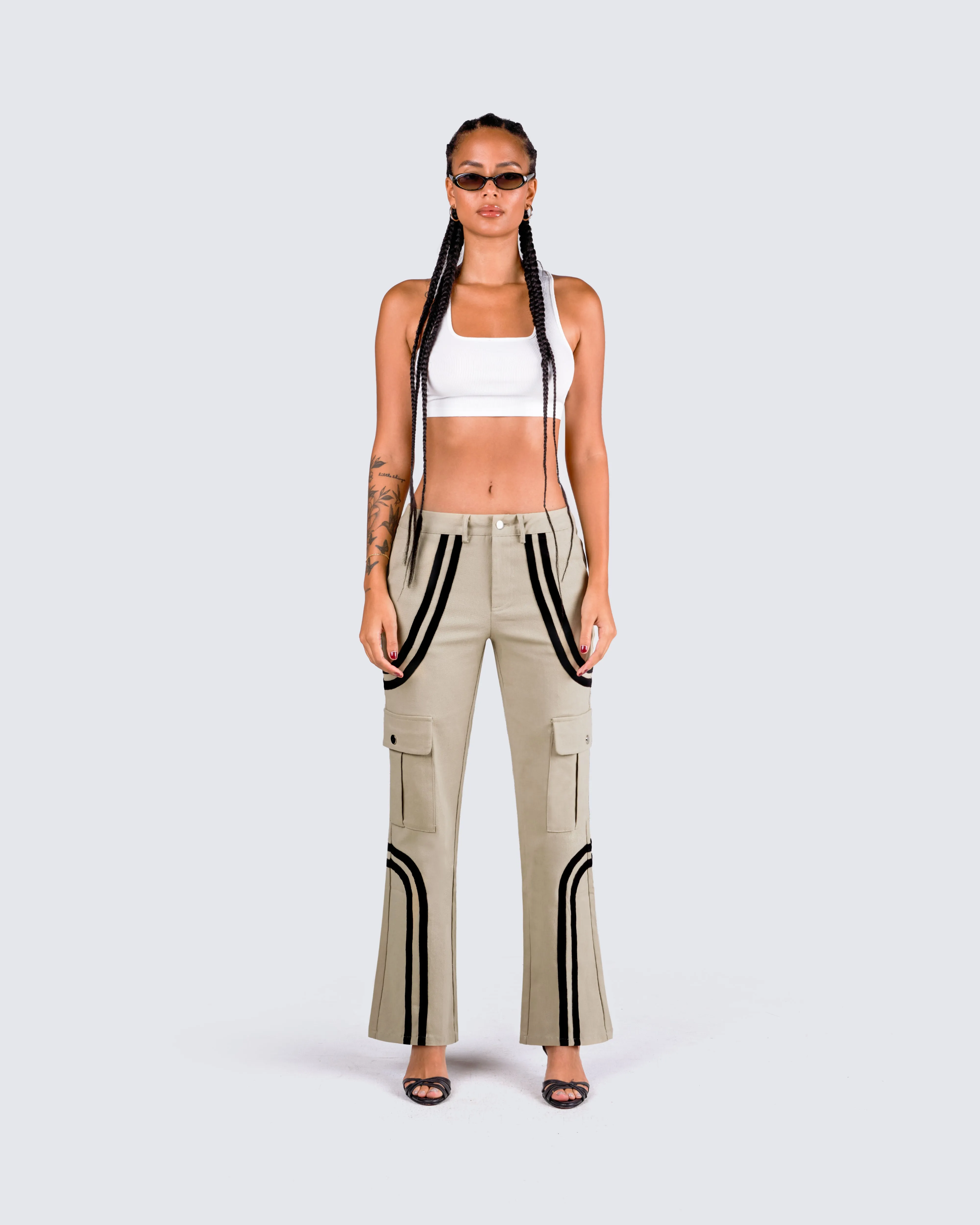 Sasha Satisfiable Set sold by Finesse product image thumbnail 4