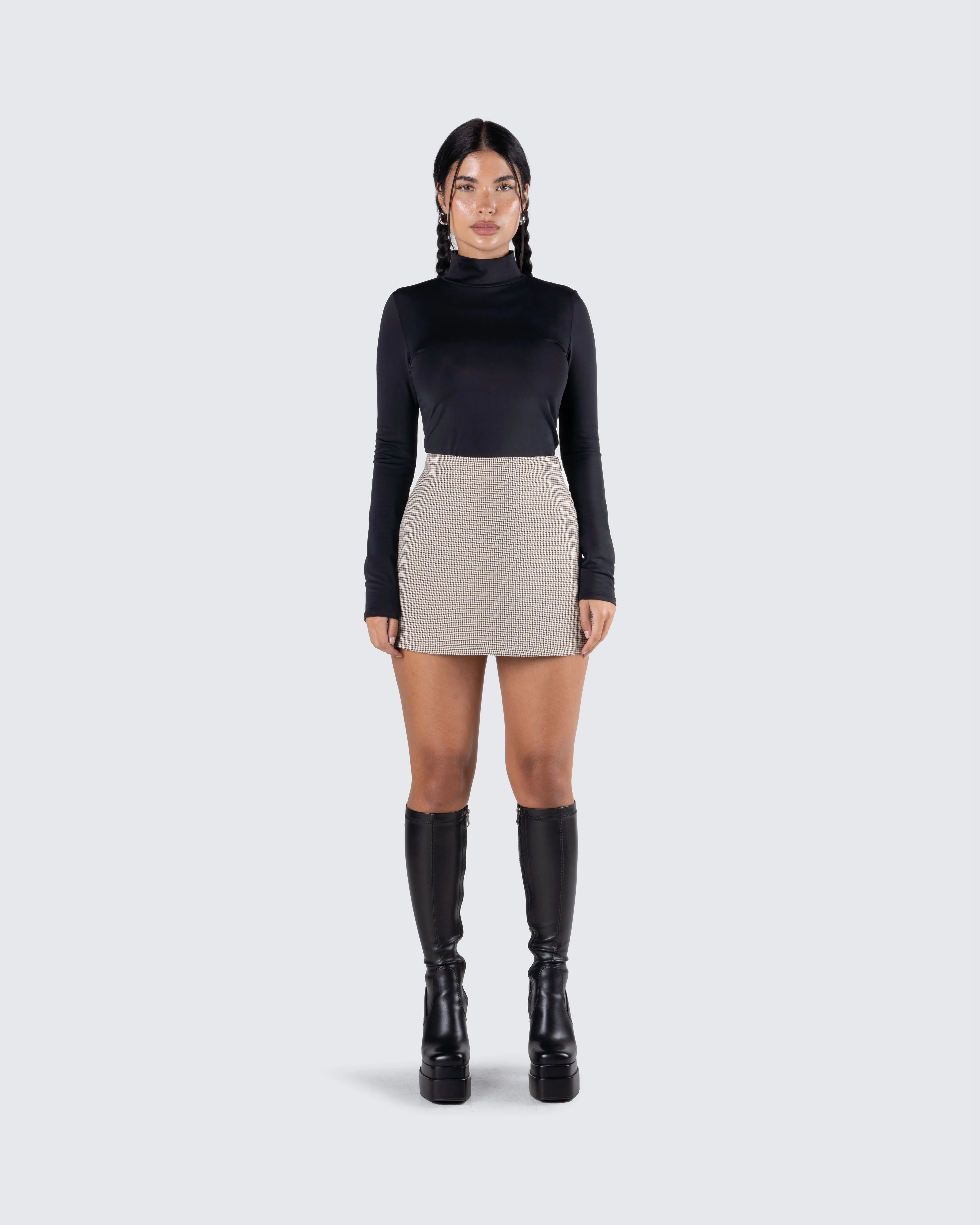 Tana Top-Notch Set sold by Finesse product image thumbnail 4