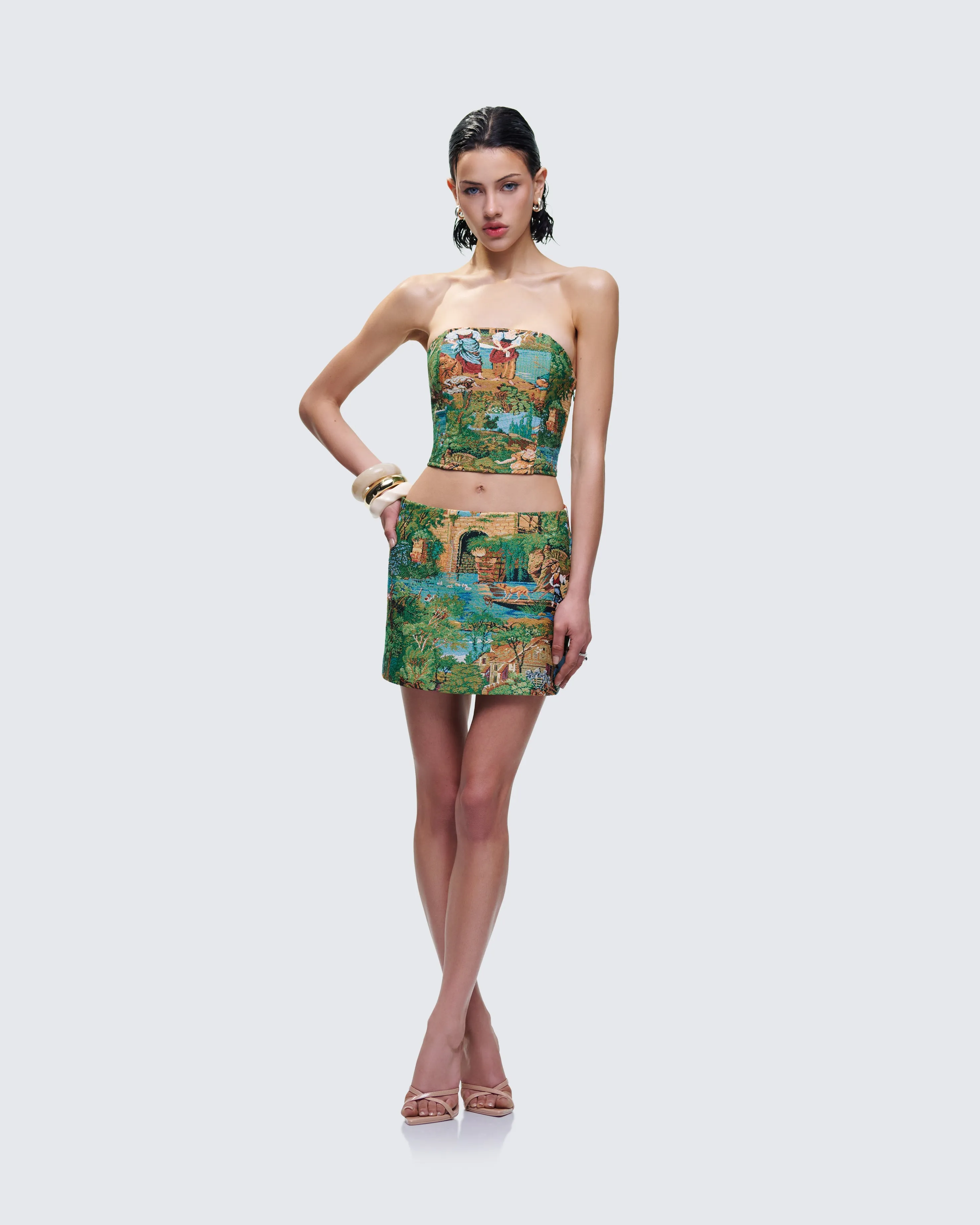 Viviette Tapestry Set sold by Finesse product image thumbnail 5