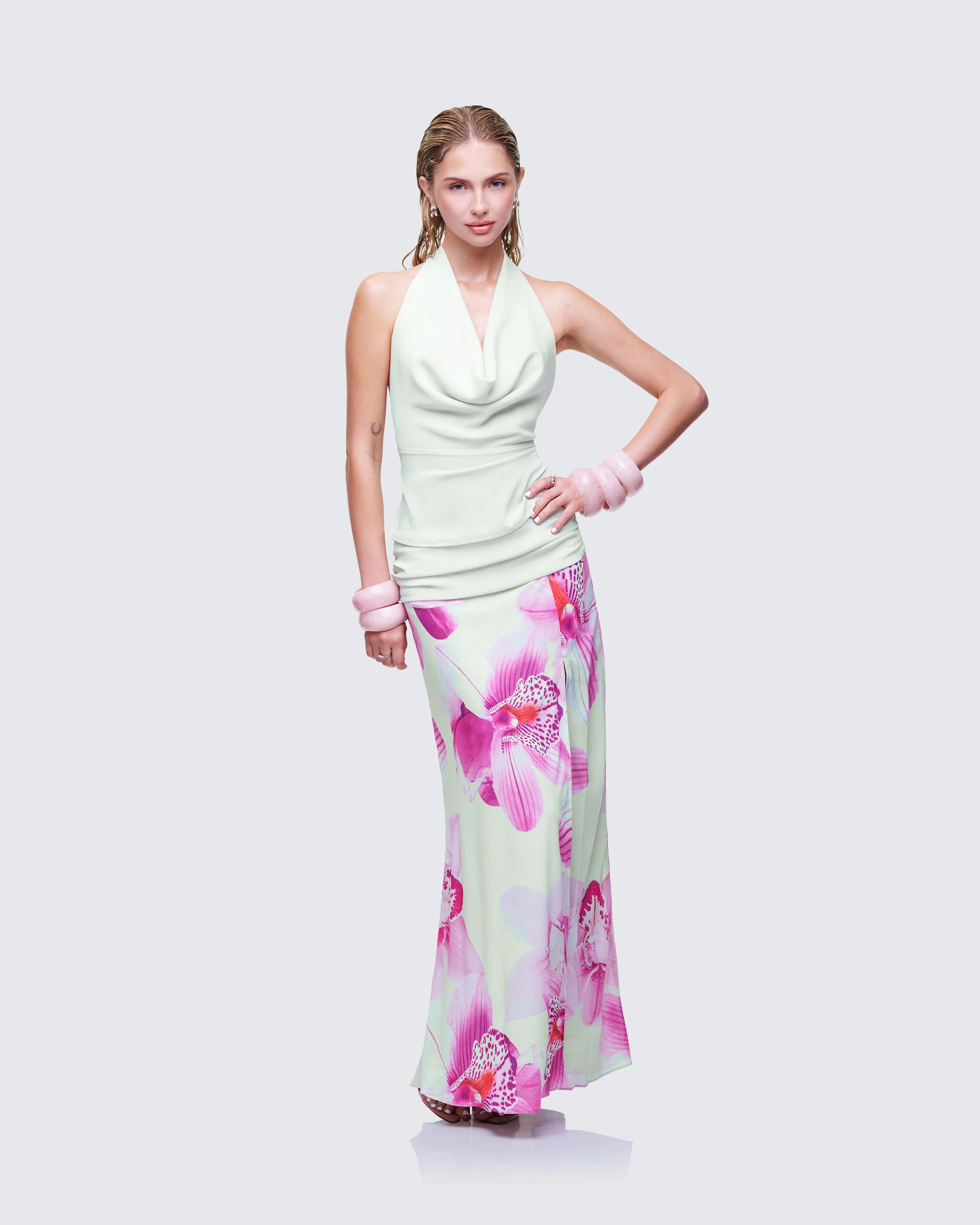 Alexis Green Set sold by Finesse product image thumbnail 4