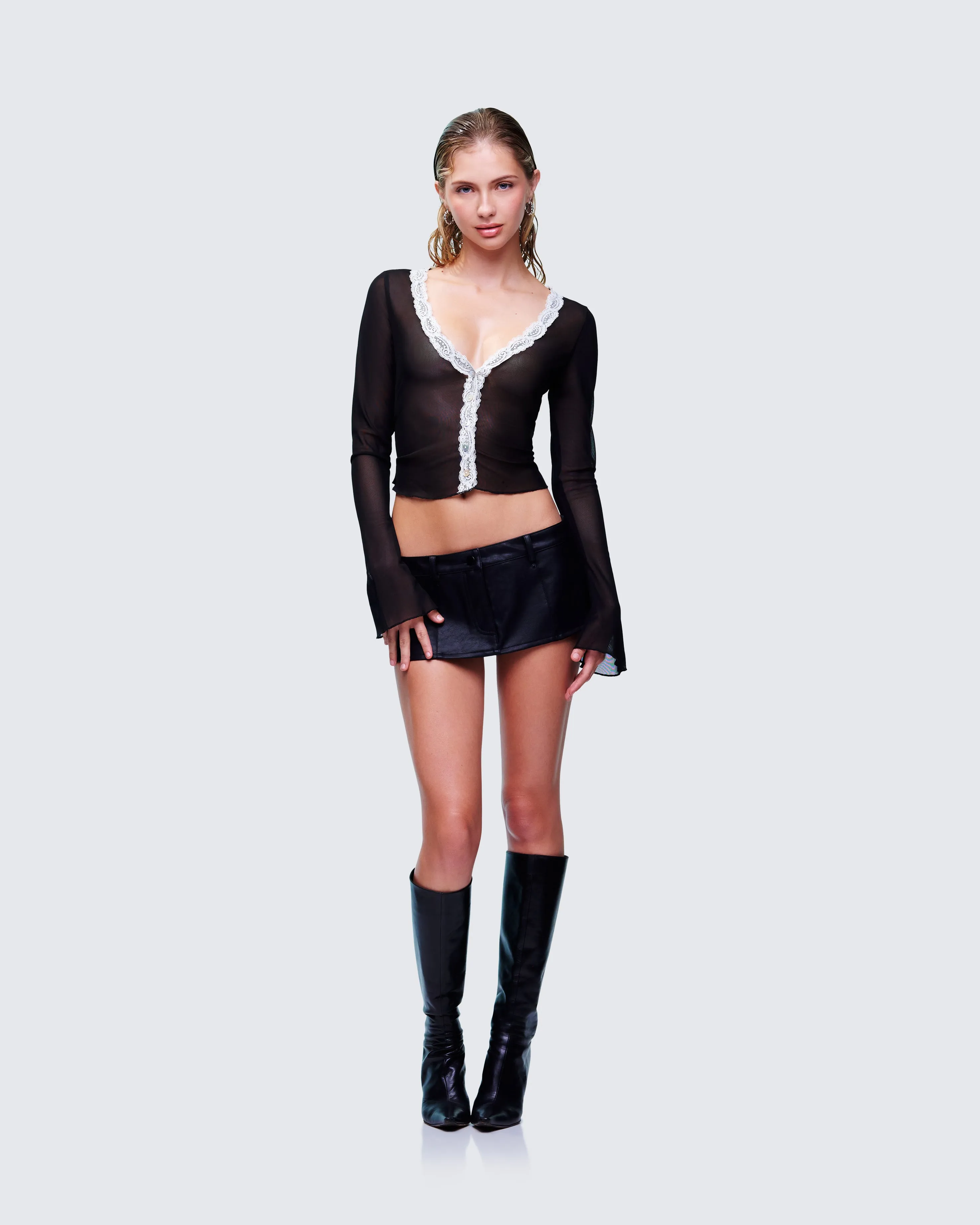 Aurelia Leather Set
sold by Finesse product image thumbnail 3