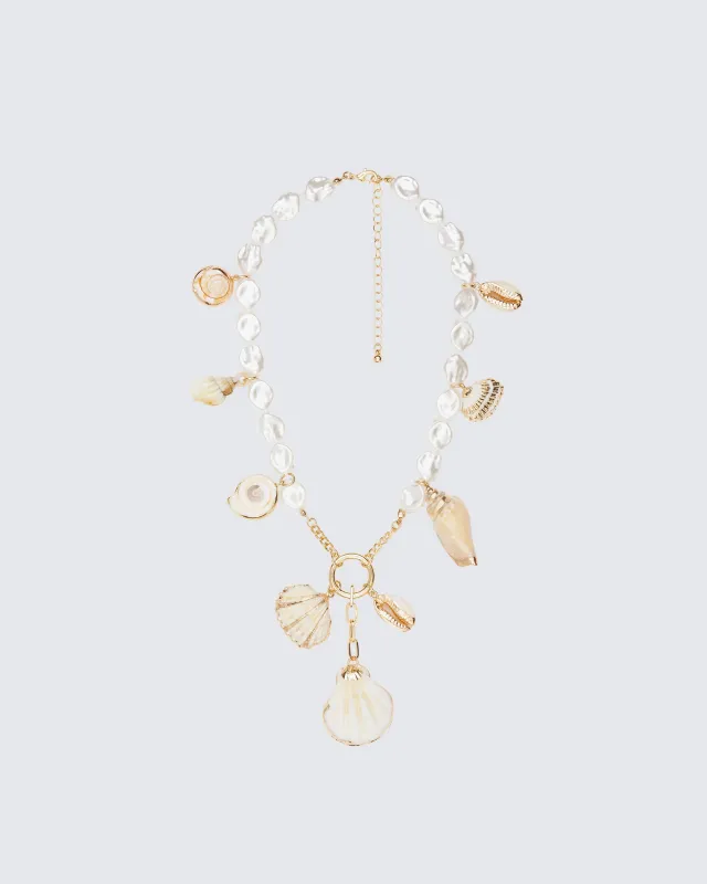 Mika Gold Shell Charm Pearl Necklace made by Finesse