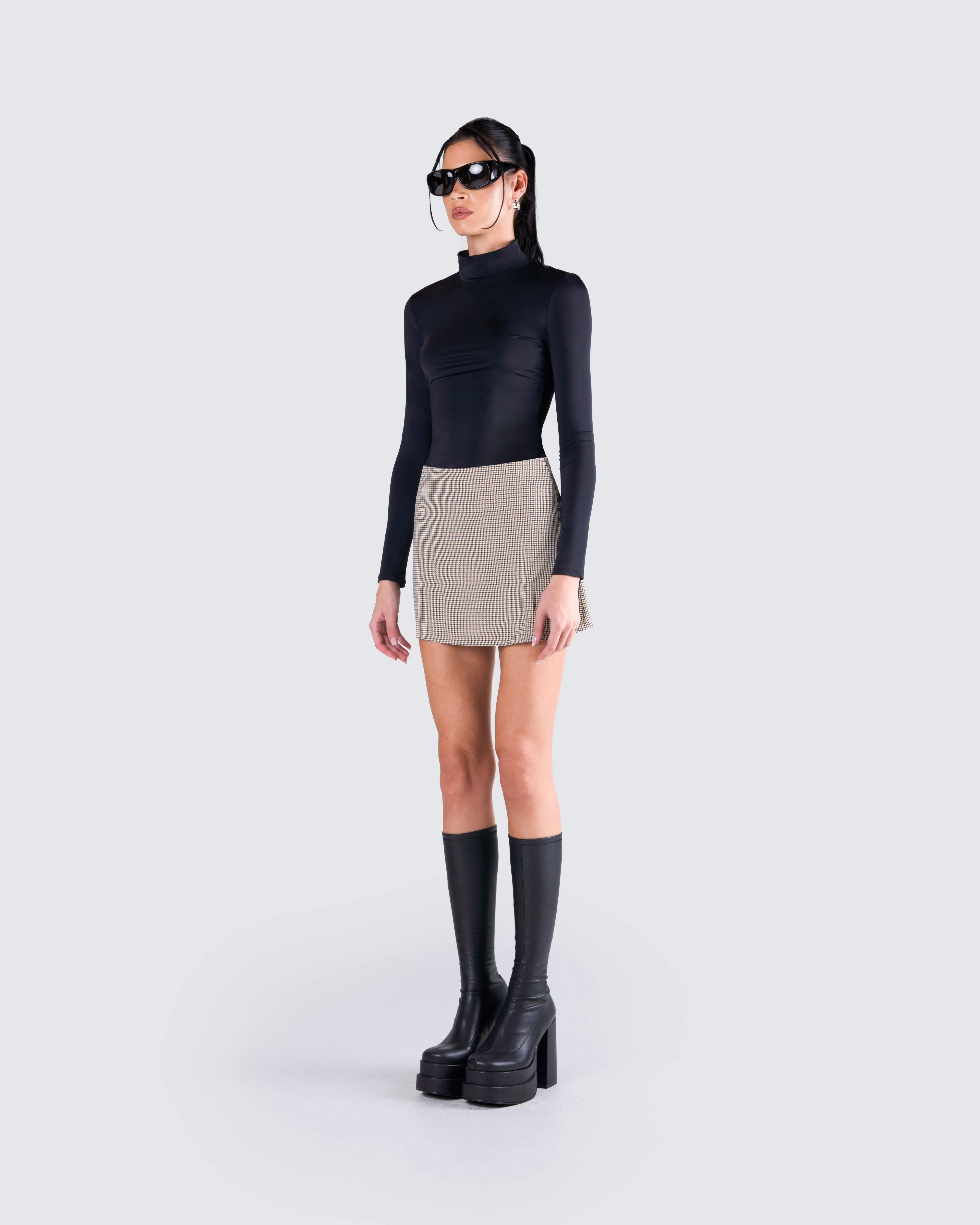 Tana Houndstooth Mini Skirt sold by Finesse product image thumbnail 5