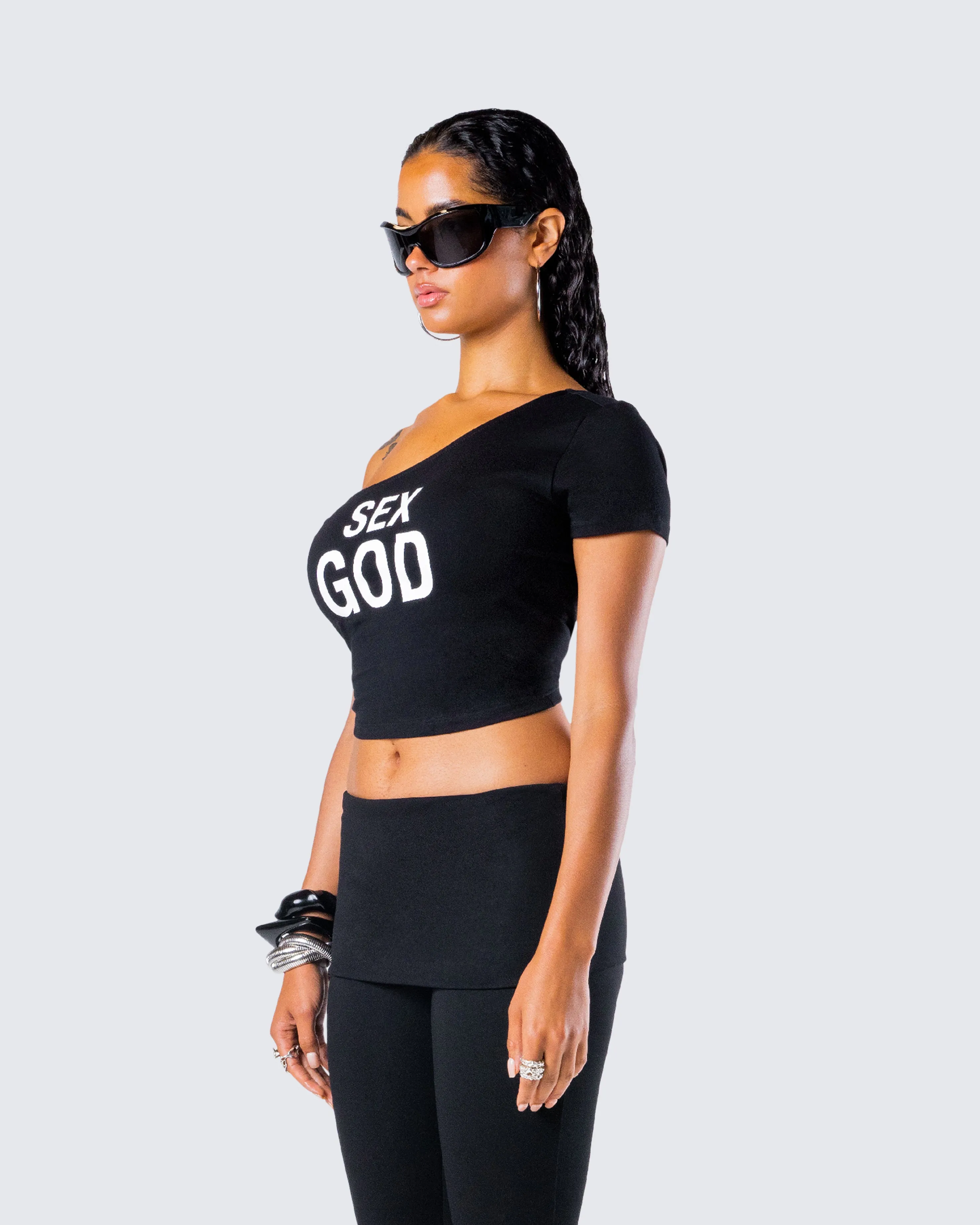 Karen Black Jersey Graphic Top sold by Finesse product image thumbnail 5