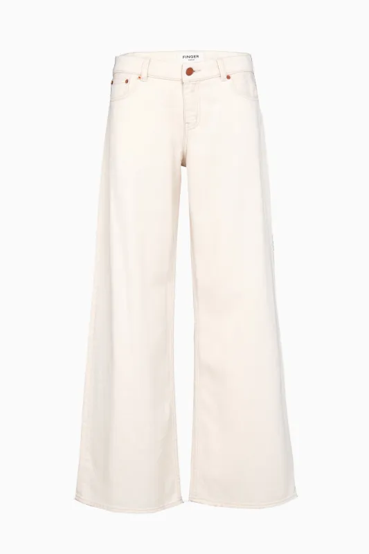Jean Wide Loose April made by Finger In The Nose