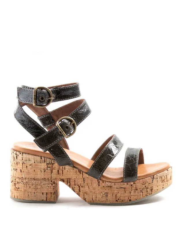 DITT Black Leather Sandals made by Fiorentini + Baker