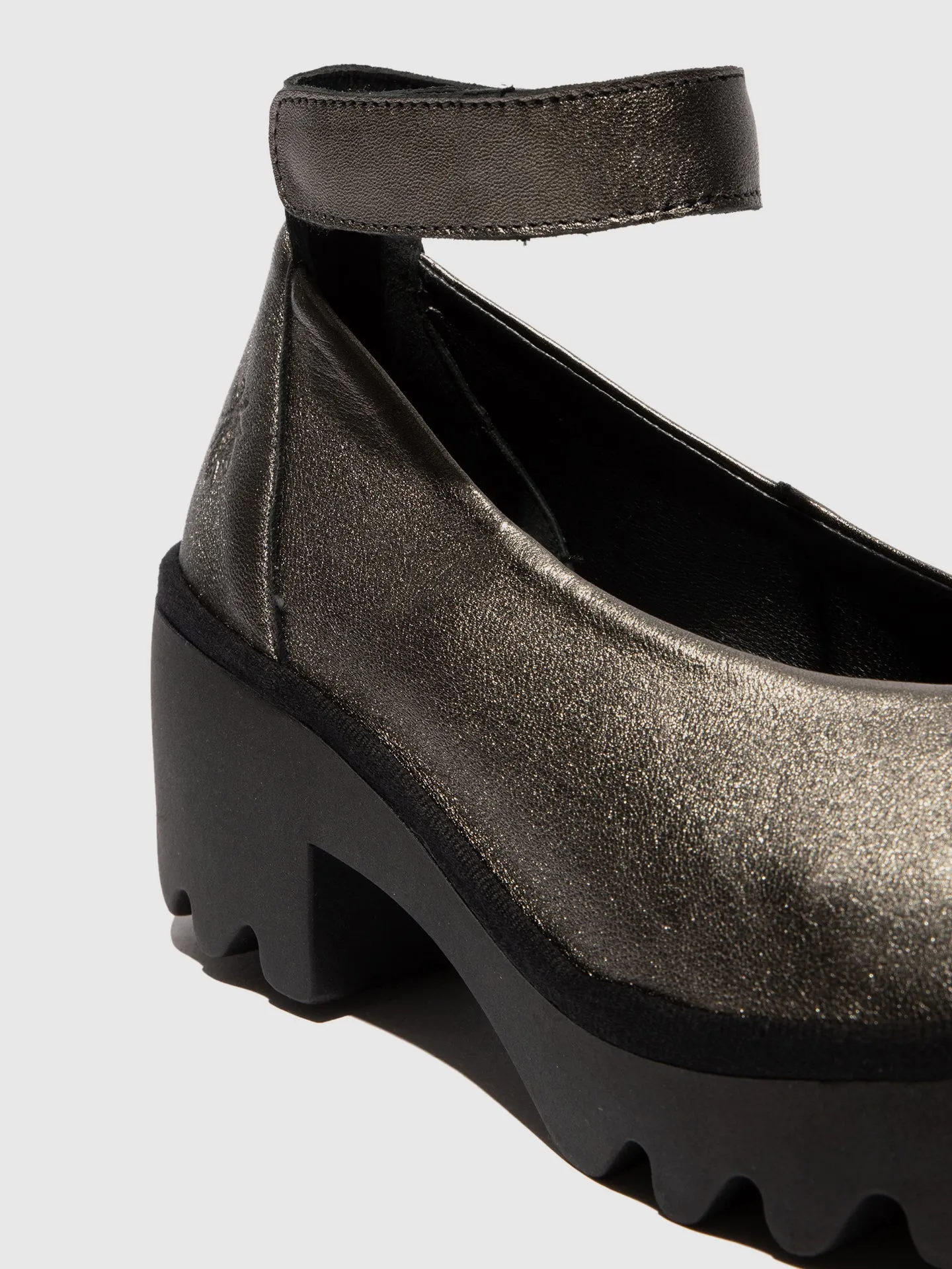 Closed Shoes TIRY497FLY GRAPHITE sold by Fly London product image thumbnail 4