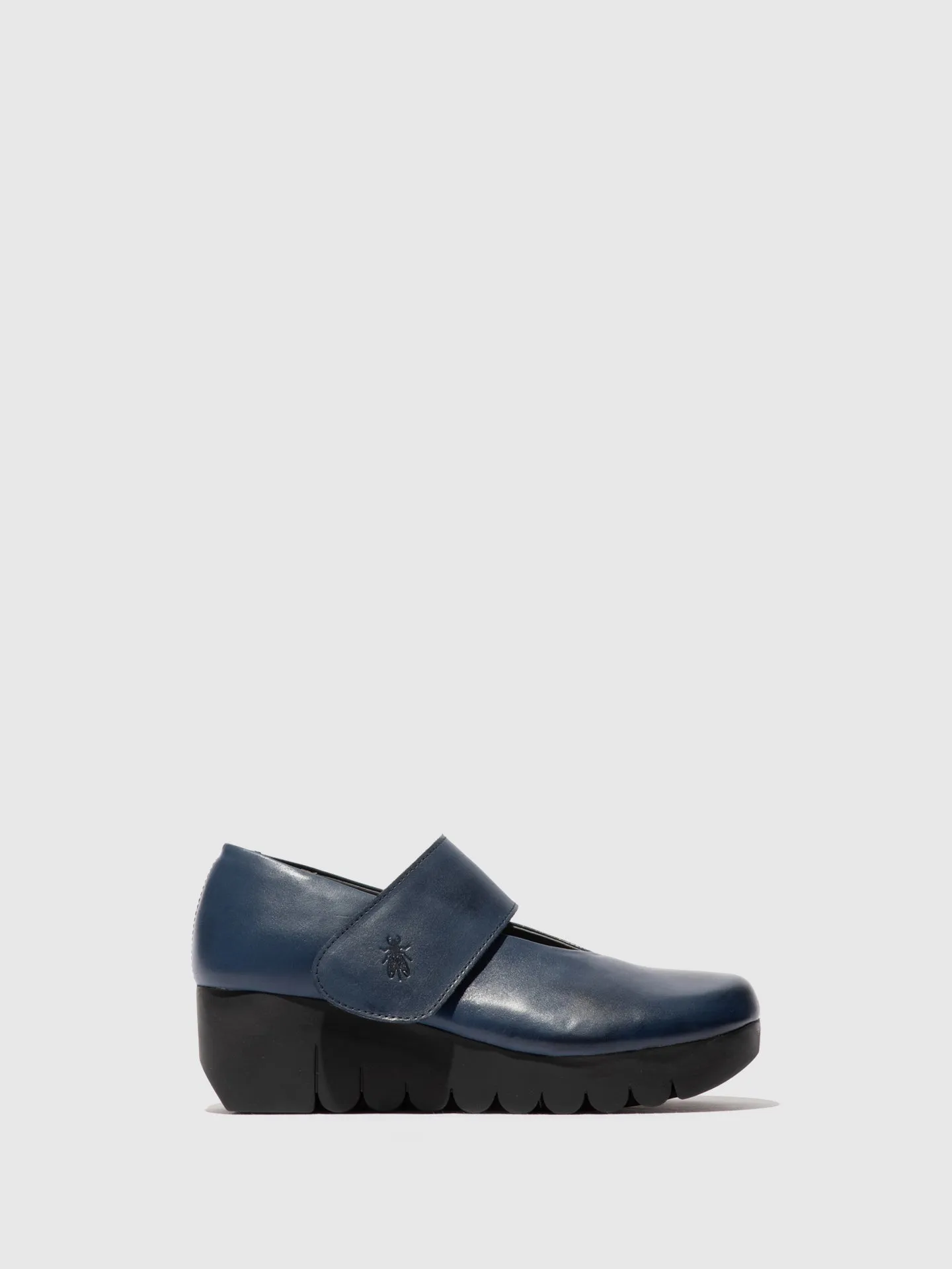 Velcro Shoes VARI188FLY NAVY sold by Fly London