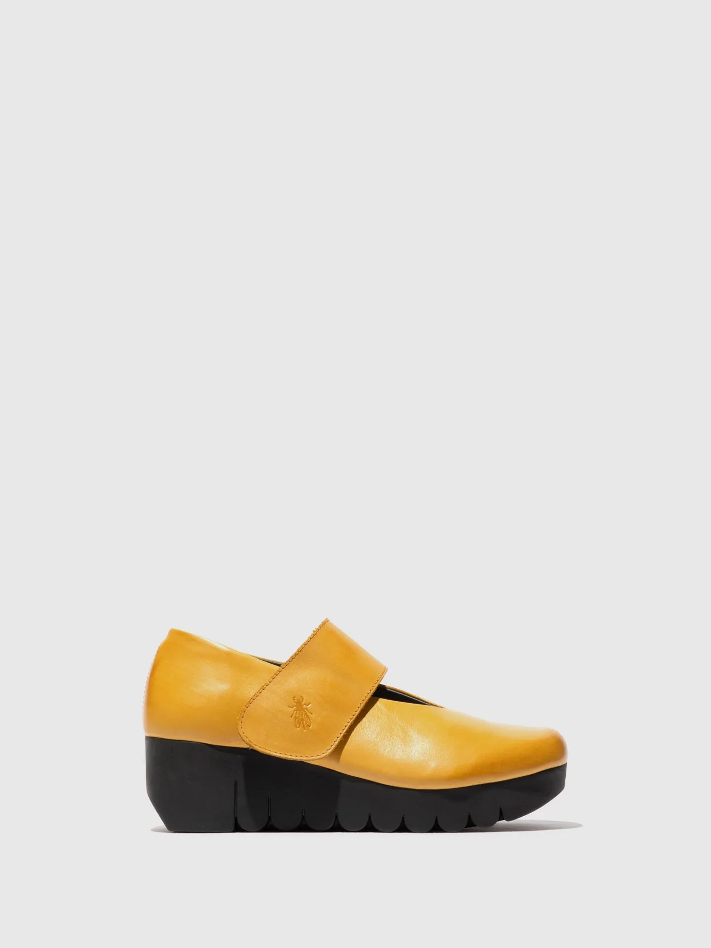 Velcro Shoes VARI188FLY MUSTARD sold by Fly London