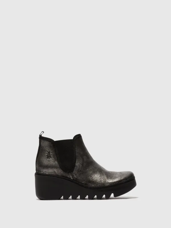 Chelsea Ankle Boots BYNE349FLY SILVER sold by Fly London