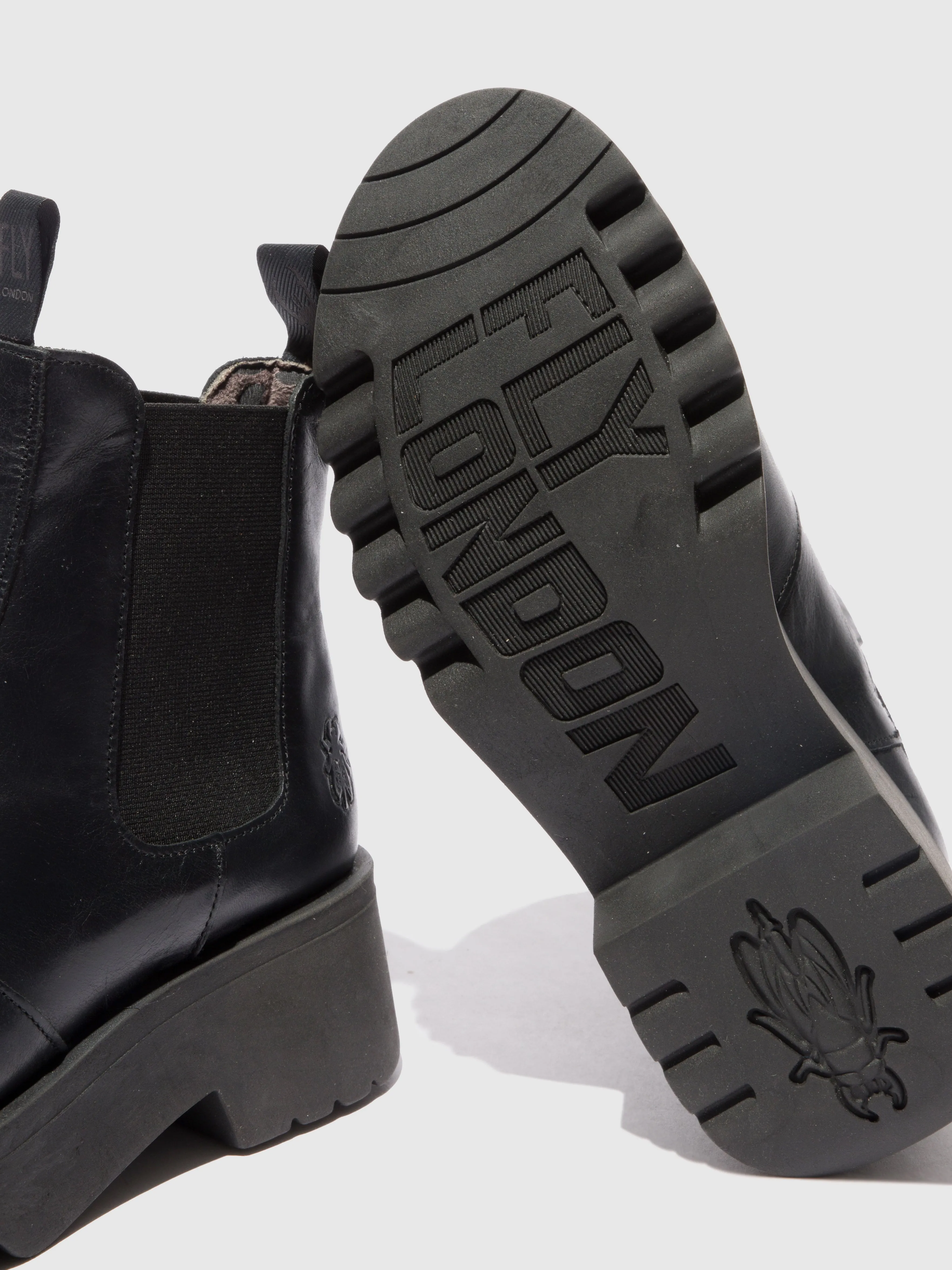 Chelsea Ankle Boots MEDI789FLY RUG BLACK sold by Fly London product image thumbnail 4