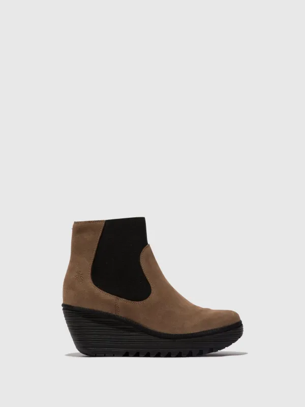Chelsea Ankle Boots YADE398FLY TAUPE sold by Fly London