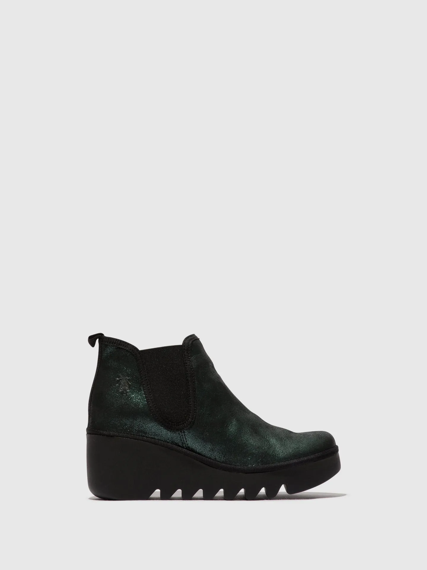 Chelsea Ankle Boots BYNE349FLY GREEN sold by Fly London