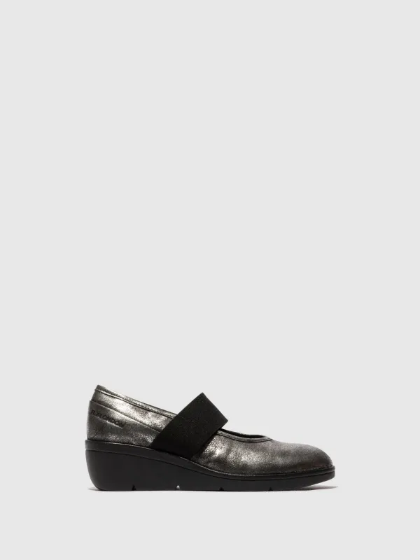 Elasticated Shoes NARA547FLY SILVER sold by Fly London