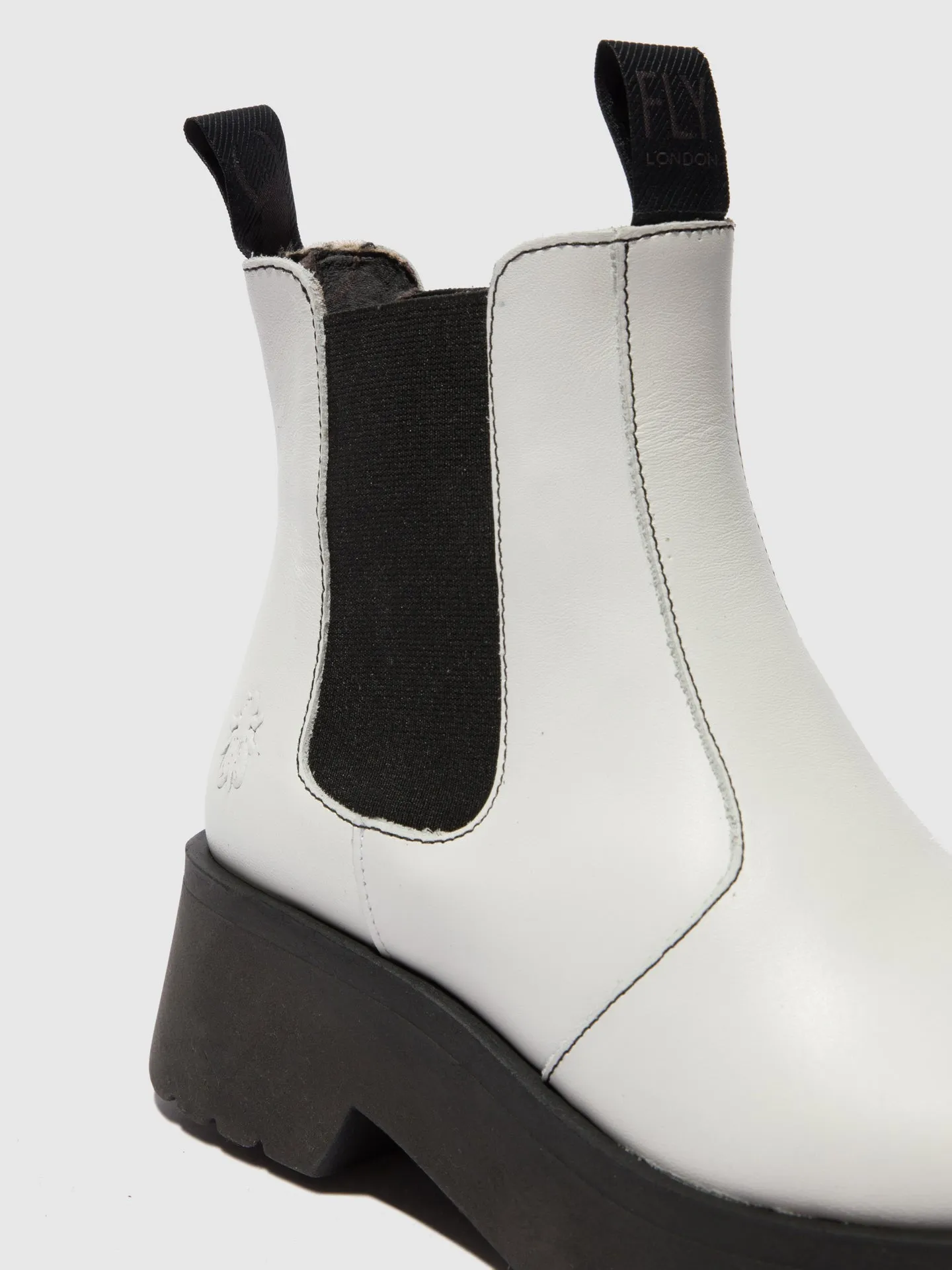 Chelsea Ankle Boots MEDI789FLY RUG OFFWHITE sold by Fly London product image thumbnail 4