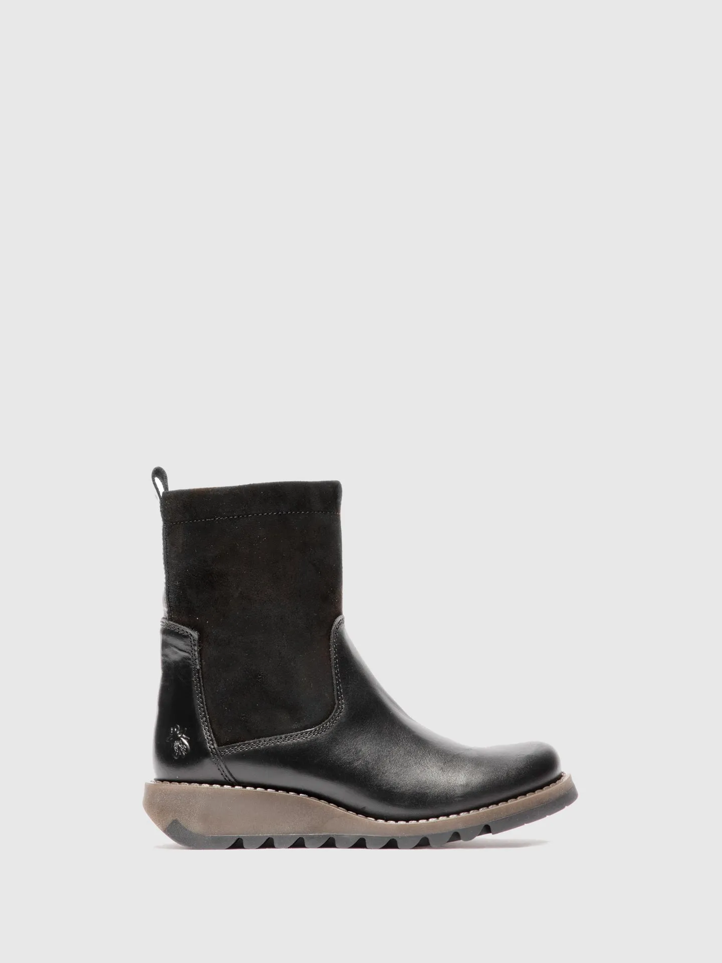 Zip Up Boots SAUK794FLY RUG/OILSUEDE BLACK sold by Fly London